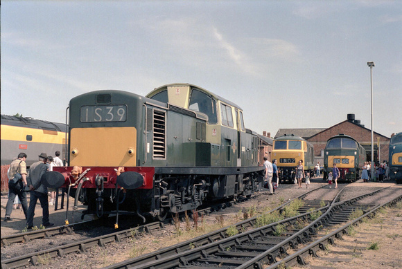 D8568 at Gloucester on Sunday 4 August 1991