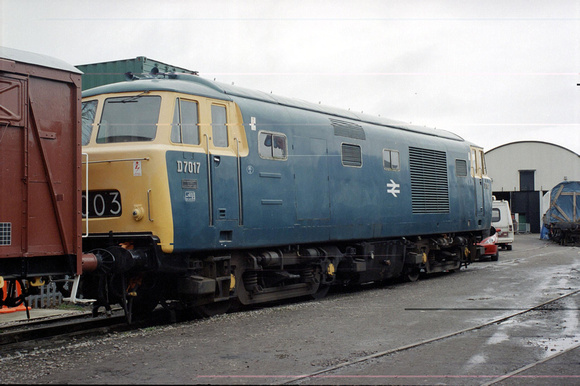 D7017 at Williton on Saturday 25 March 2006