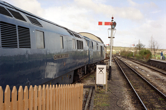 D1010/D7017 at Williton on Saturday 25 March 2000