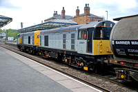 20905/20901 on rear 8X23 0955 Derby - Old Dalby at Melton Mowbray on Friday 14 May 2010