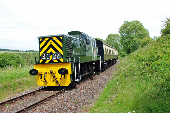 D9526 1045 Minehead - Bishops Lydeard at Nethercott on Friday 6 June 2014