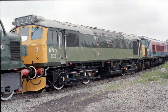D7672 at Coalville on Sunday 3 June 1990