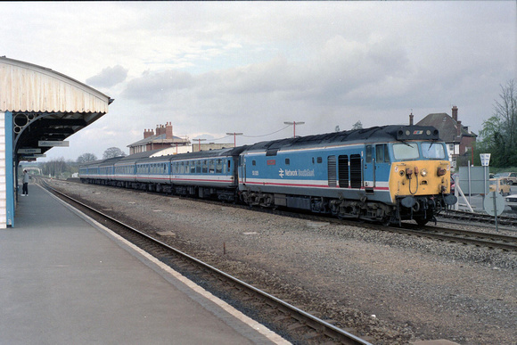 50005 1L13 1415 Waterloo - Salisbury at Andover on Saturday 24 March 1990