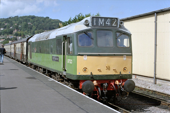 D7523 1400 Minehead - Bishops Lydeard at Bishops Lydeard on Friday 1 September 2006
