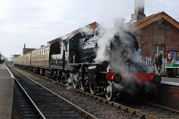 46521 0950 Bishops Lydeard - Minehead at Bishops Lydeard on Friday 27 March 2015