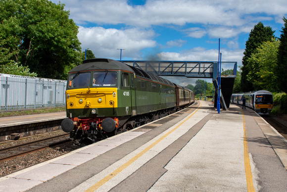 47815 leading 1Z20 1020 Eastbourne - Saltburn Charter at Hatton on Monday 4 July 2022