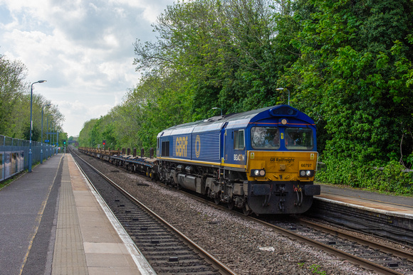 66797 6X01 1018 Scunthorpe - Eastleigh at Warwick on Wednesday 8 May 2024