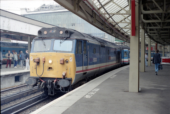 50033 1015 Waterloo - Salisbury at Waterloo on 5 October 1991