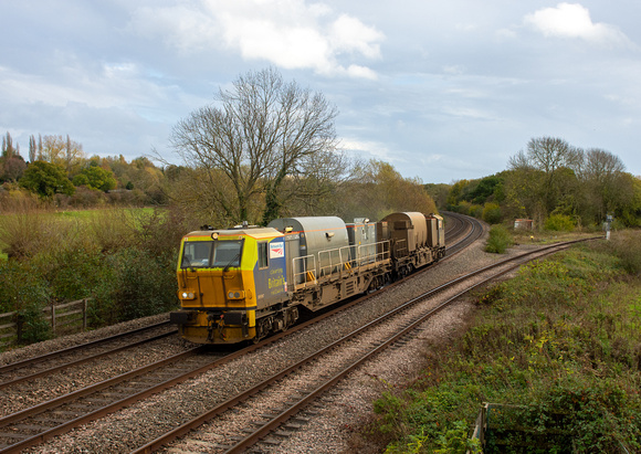 DR98967/DR98917 3S02 0849 Kings Norton - Kings Norton at Hatton N Jcn on Tuesday 8 November 2022