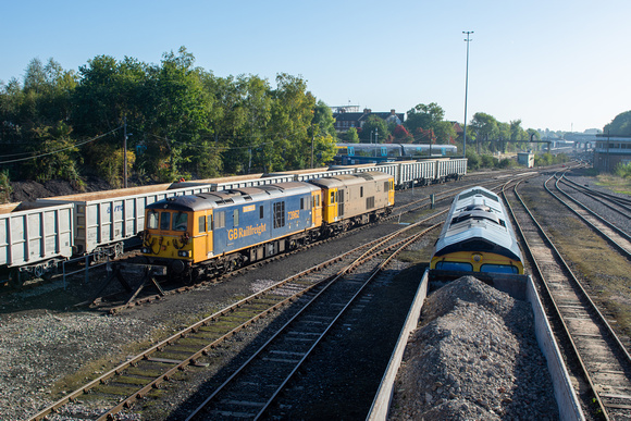 73962/73128/66712 stabled in Tonbridge West Yard on Thursday 6 October 2022