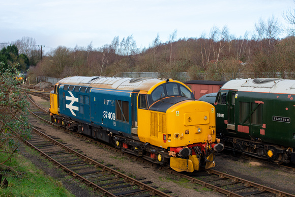 37409/D6851 at Barrow Hill on Saturday 14 January 2023