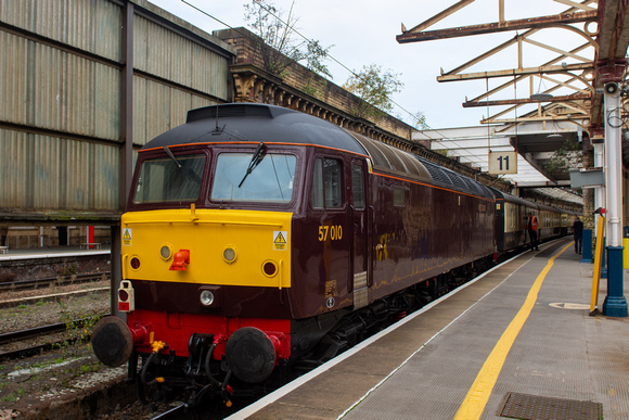 57010 on rear 1Z40 0701 Burton - Newcastle Charter at Crewe on Saturday 12 November 2022