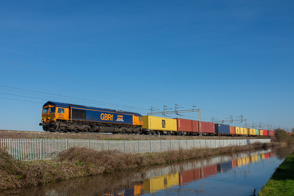 66748 4M47 at 1218 London Gateway - Hams Hall at Ansty Canal, Shilton on Tuesday 4 April 2023