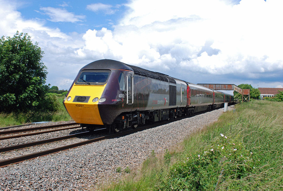 43207 leads 1V54 0632 Dundee - Newquay at Stoke Prior on Saturday 25 June 2016