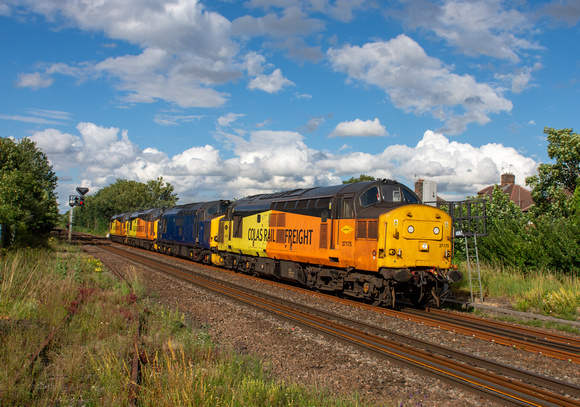 37175 (37612/37421/37099) 0Z23 1617 Nottingham - Derby at Beeston on Monday 3 July 2023