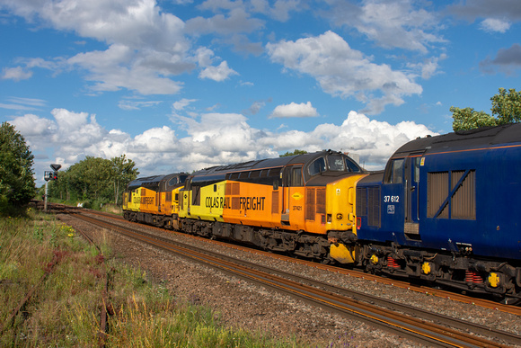 37421/37099 0Z23 1617 Nottingham - Derby at Beeston on Monday 3 July 2023