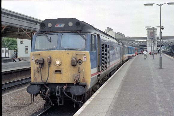 50017 1V09 0840 Waterloo - Exeter at Exeter on Wednesday 7 August 1991