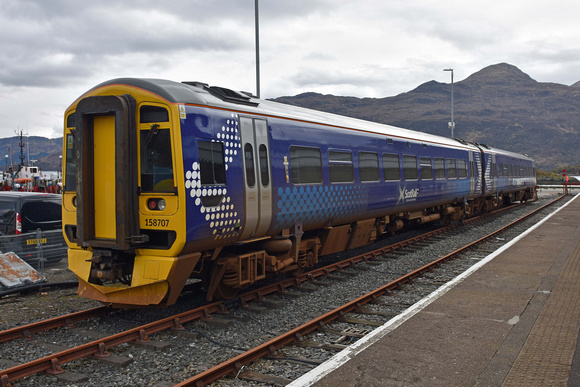 158707 stabled at Kyle of Lochalsh on Sunday 16 April 2017