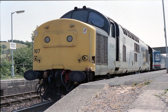 37167 2V74 1159 Weymouth - Westbury at Maiden Newton on Wednesday 25 July 1990