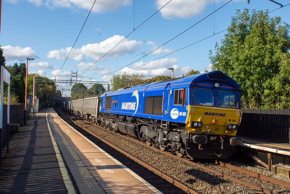 66047 6V06 1159 Burton - Acton at Berkswell on Friday 11 October 2024