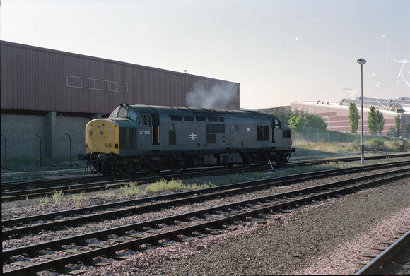 37170 at Perth on Tuesday 24 July 1990