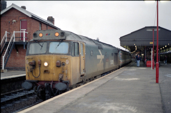 50036 1V15 1515 Waterloo - Exeter at Salisbury on Saturday 23 February 1991