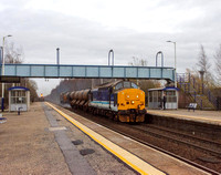 37425 tnt 37422 3J51 0950 York - York at Gilberdyke on Friday 15 December 2023