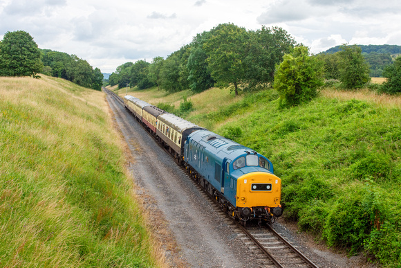 37215 2C13 1330 Broadway - Cheltenham Racecourse at Dixton on Saturday 13 July 2024