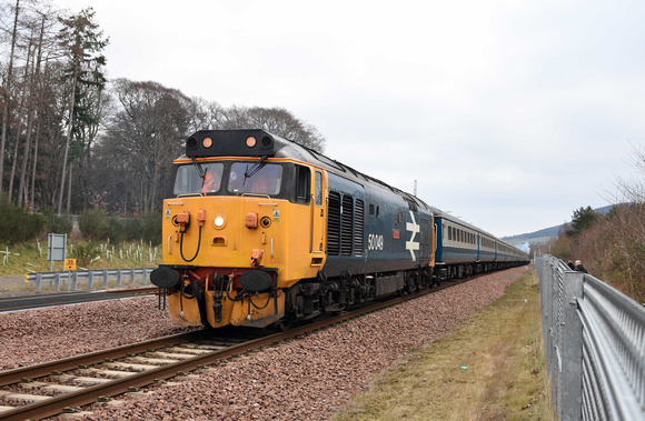 50049 leads 1Z29 1425 Tweedbank - Edinburgh Charter at Tweedbank on Saturday 5 January 2019