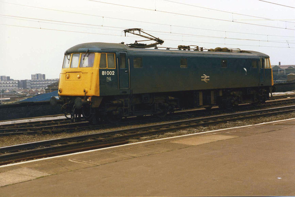 81002 at Wolverhampton on Saturday 30 August 1986