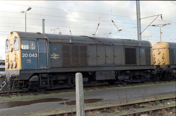 20043 at Wigan North Western on Sunday 12 February 1989