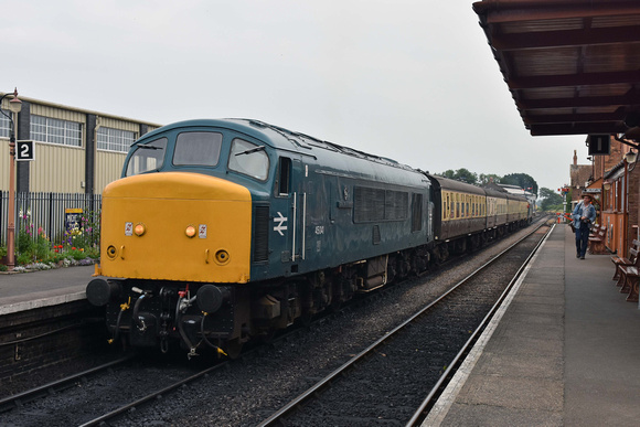 45041 1900 Bishops Lydeard - Minehead at Bishops Lydeard on Friday 8 June 2018