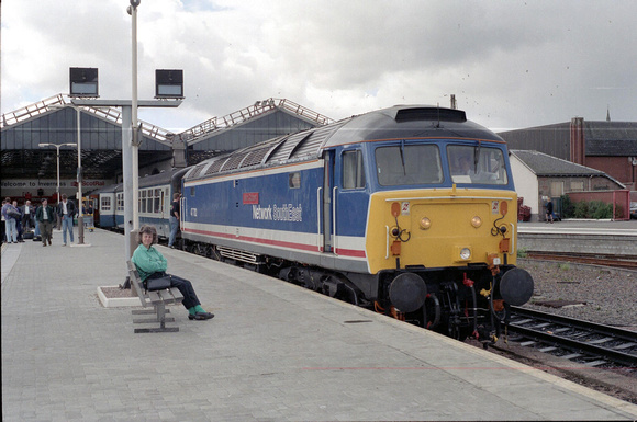 47702 1207 Inverness - Glasgow Queen Street at Inverness on Friday 31 August 1990