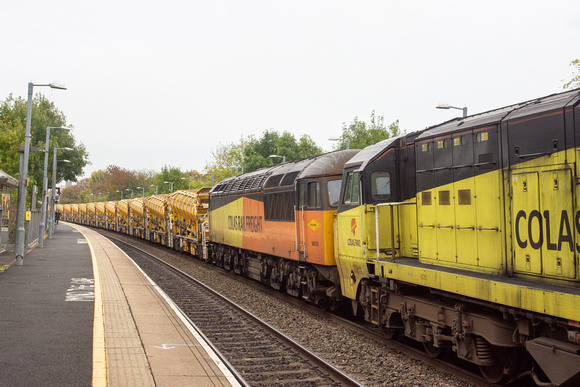 56078 6M50 0713 Westbury - Bescot at Warwick Parkway on Monday 21 October 2024