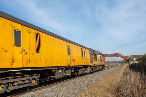 37175 on rear 1Z33 0943 Derby - Cardiff Canton at Stoke Prior on Tuesday 4 March 2025