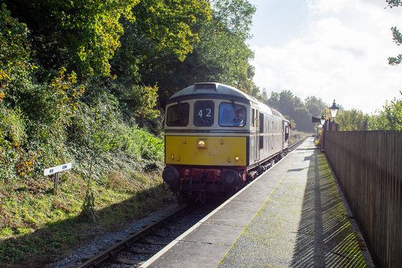 D6575 0M10 1045 Bishops Lydeard - Minehead at Stogumber on Saturday 19 October 2024