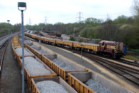 08886 at Hinksey Yard on Wednesday 30 March 2011