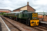 D9526 2M17 1715 Norton Fitzwarren - Minehead at Williton on Friday 7 June 2024