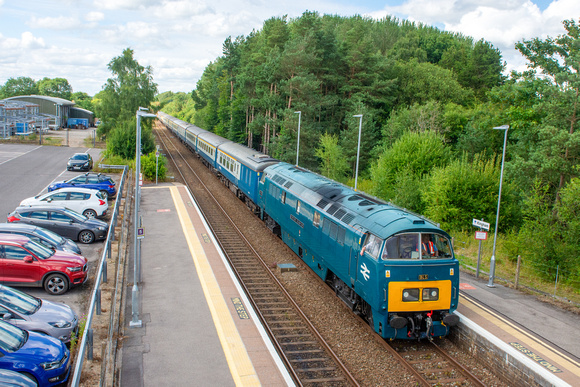 D1015 tnt 57306 1Z52 1257 Birmingham International - Swindon Charter on Sunday 21 July 2024