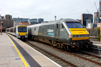 82309 1H45 1537 Birmingham Moor Street - Marylebone at Birmingham Moor Street on Sun 17 April 2022