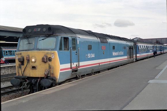 50044 1F15 1720 Paddington - Oxford at Oxford on Wednesday 25 July 1990
