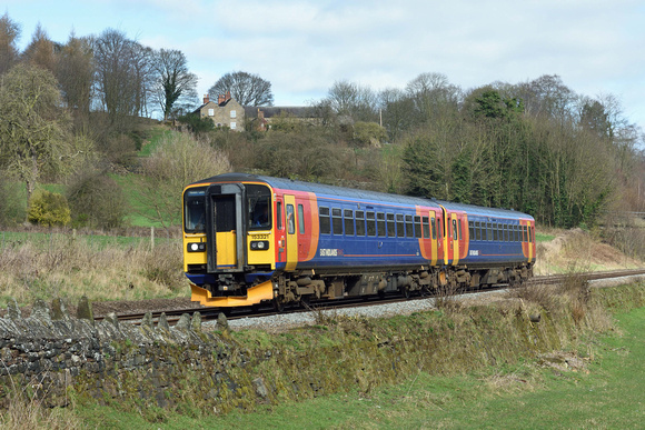 153321/153111 2N31 1037 Matlock - Newark Castle at Milford on Monday 13 March 2017