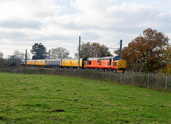 37405 (37407) 1Z33 0950 Cardiff Canton - Derby at Pikes Pool, Lickey on Wednesday 13 November 2024