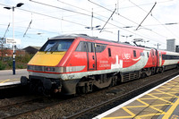 91114 1E14 1200 Edinburgh - Kings Cross at Newark Northgate on Saturday 21 March 2020