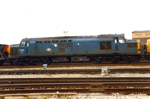 37072 at Didcot on Sunday 1 March 1987